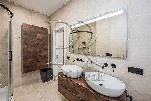 Продажа 3-комнатной квартиры 115 м², Яблоневая ул., 15