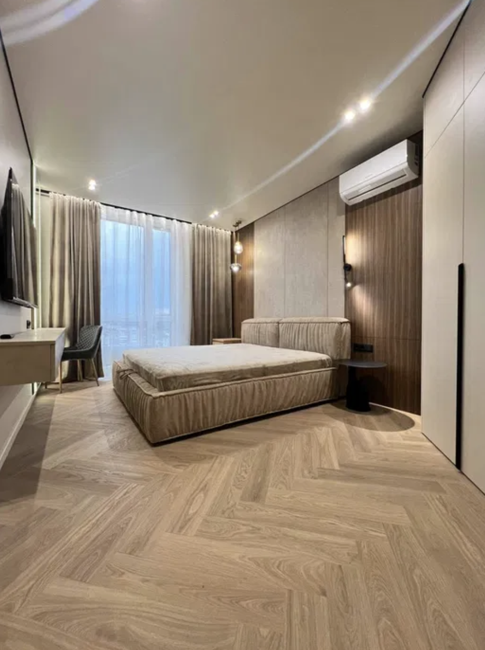 Продажа 2-комнатной квартиры 67 м²