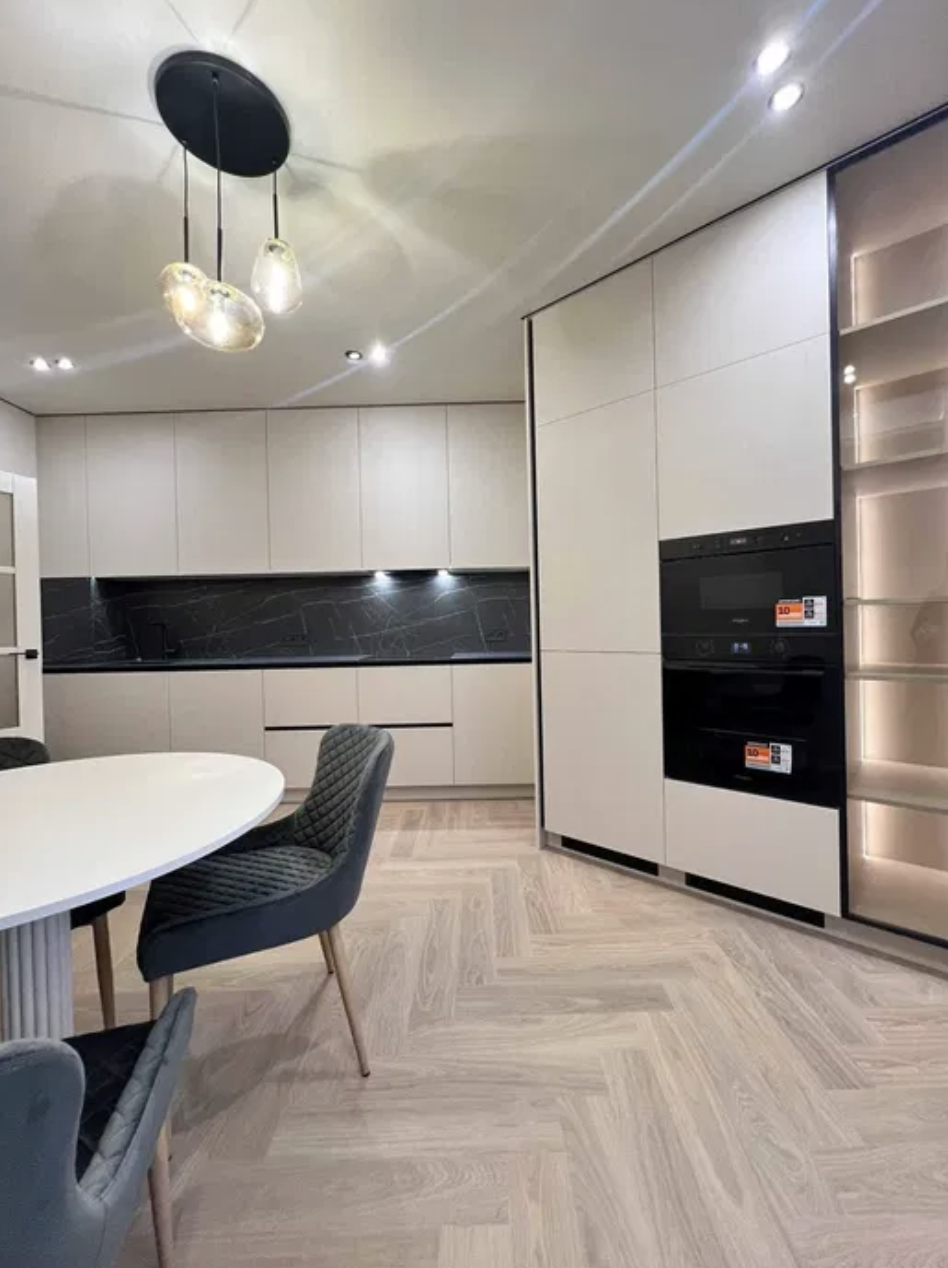 Продажа 2-комнатной квартиры 67 м²