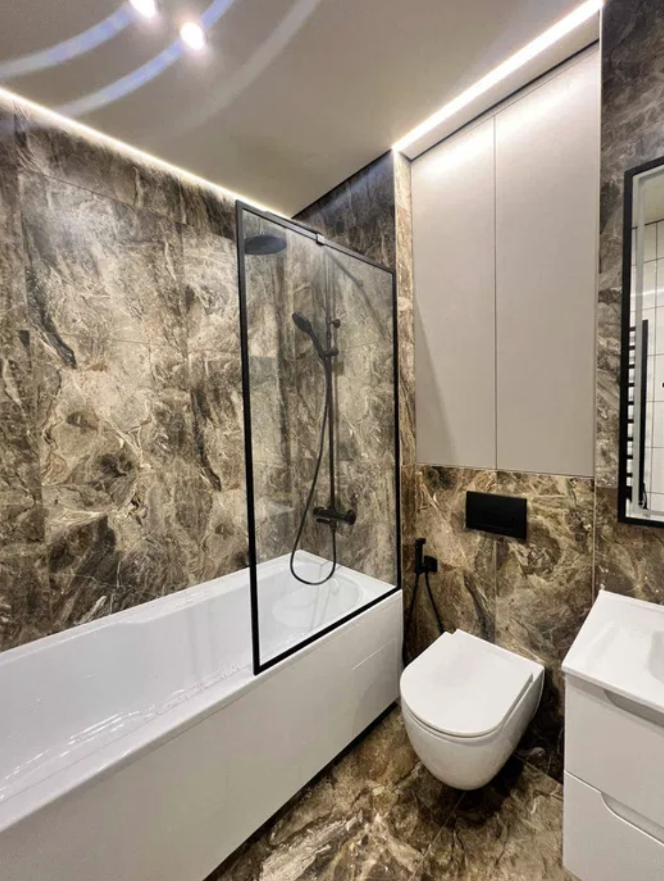 Продажа 2-комнатной квартиры 67 м²