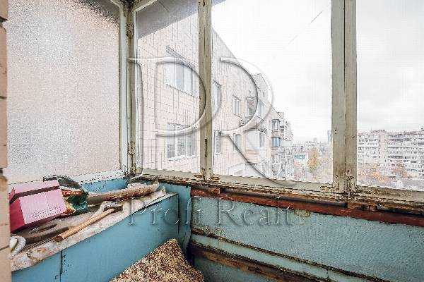 Продажа 3-комнатной квартиры 68 м², Хорольская ул., 10