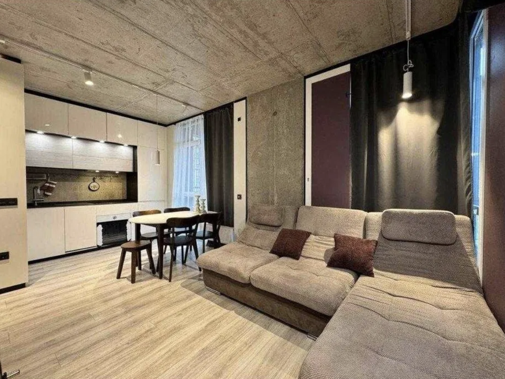 Продажа 3-комнатной квартиры 72 м²