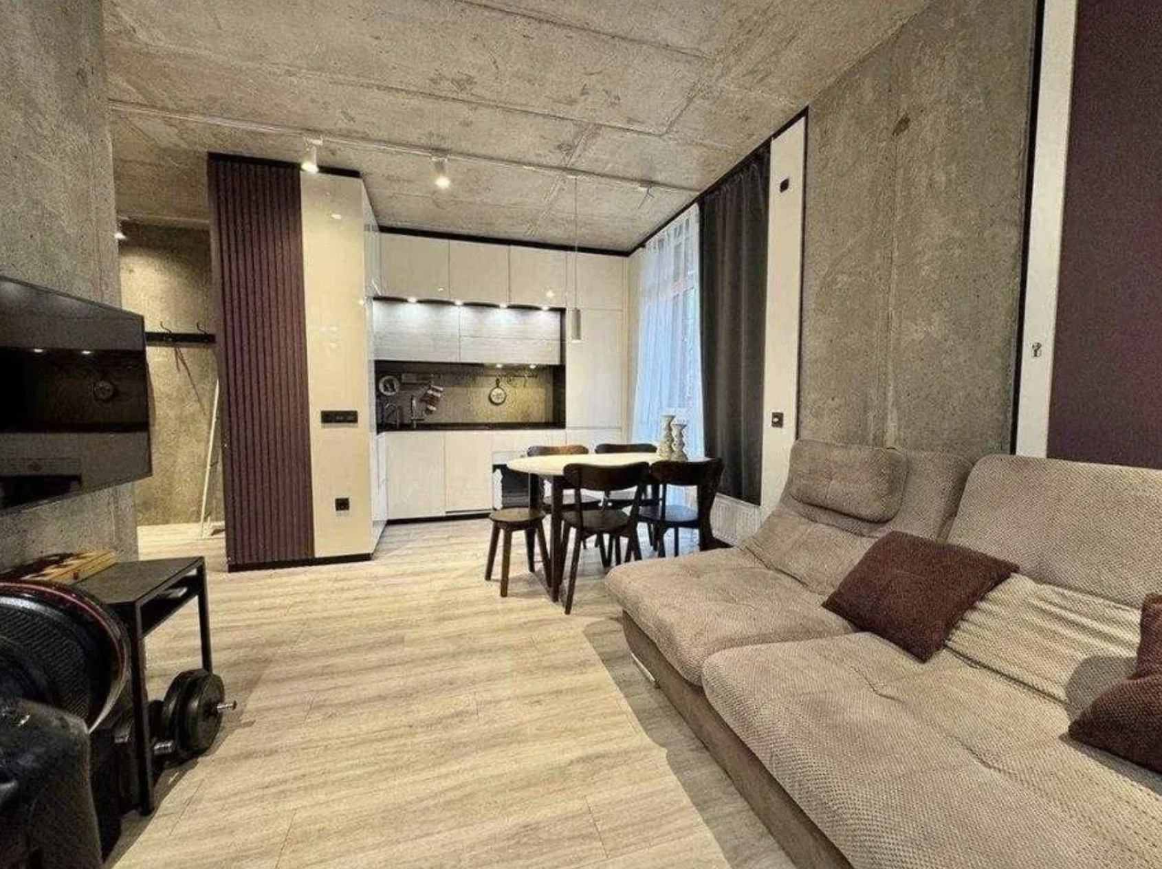 Продажа 3-комнатной квартиры 72 м²