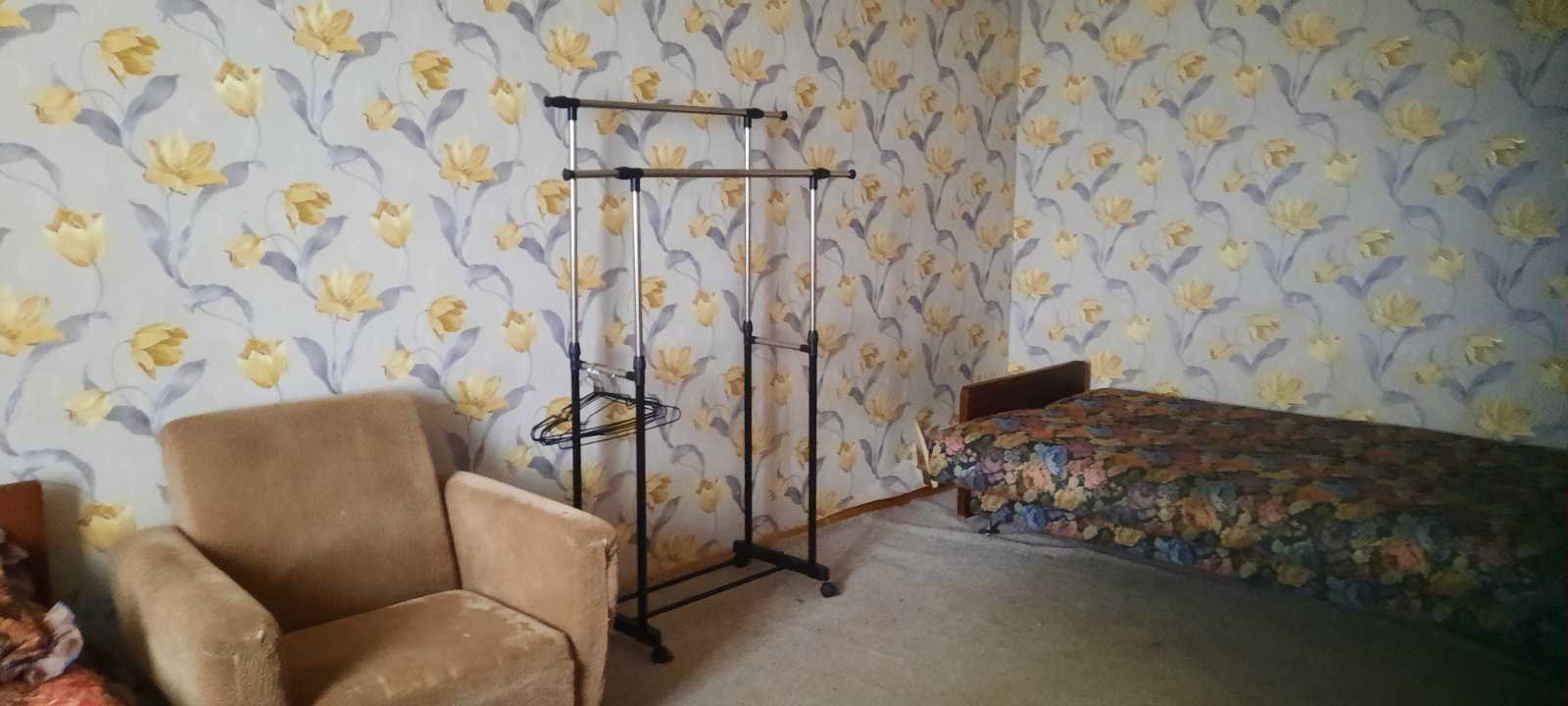 Продаж 1-кімнатної квартири 36 м², Макіївська вул., 7