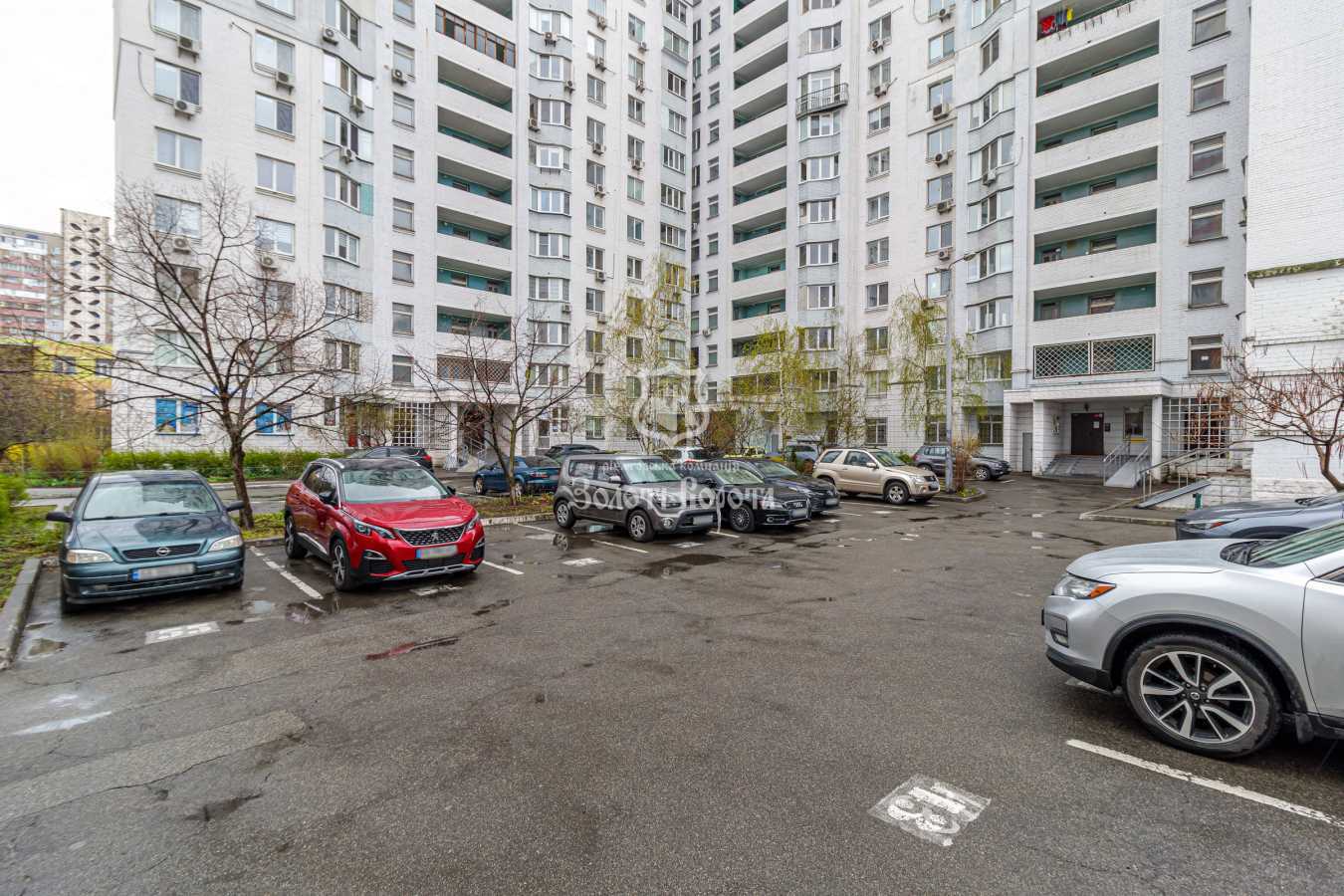 Продажа 3-комнатной квартиры 101 м², Анны Ахматовой ул., 16Б