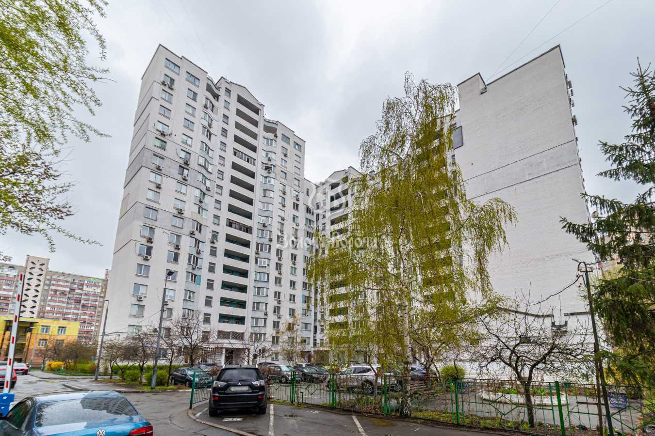 Продажа 3-комнатной квартиры 101 м², Анны Ахматовой ул., 16Б