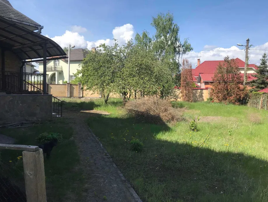 Продажа коттеджа 576 м²