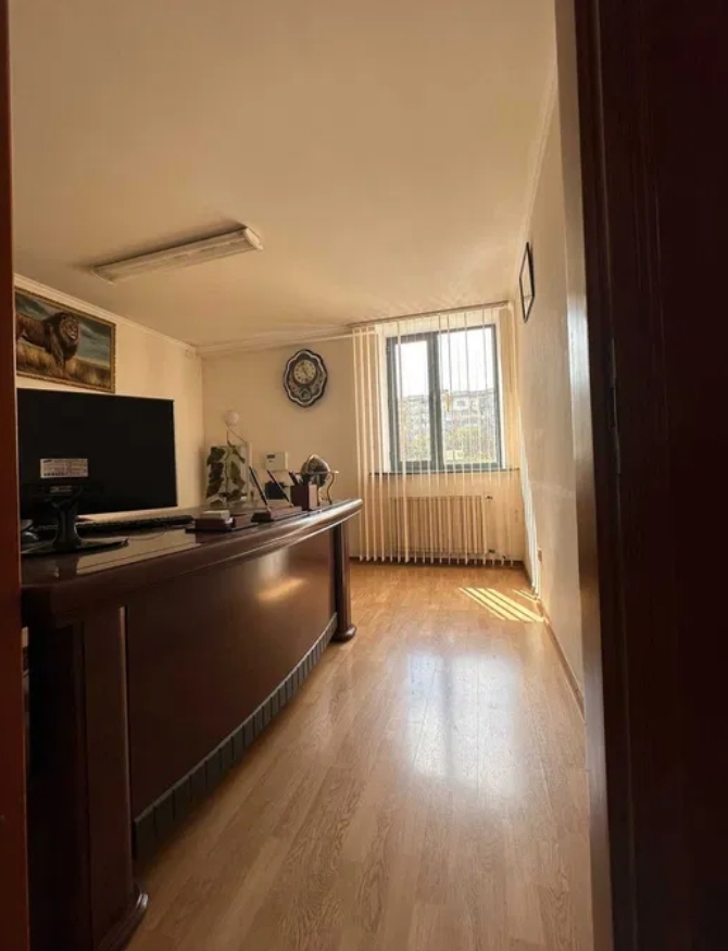 Аренда офиса 140 м², Академика Глушко просп.