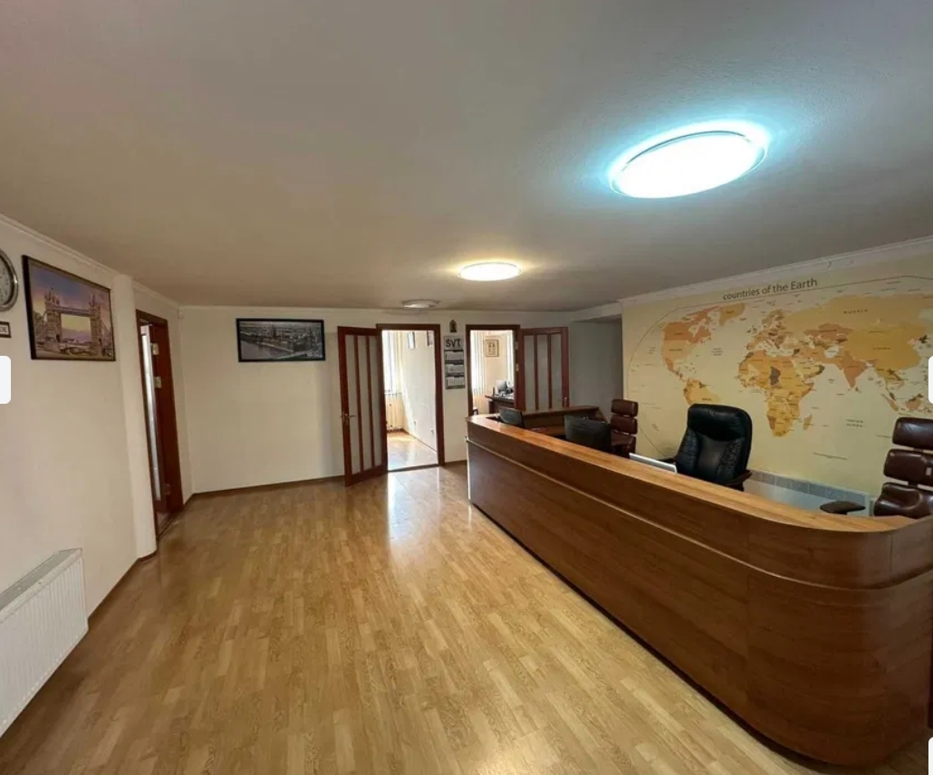 Аренда офиса 140 м², Академика Глушко просп.