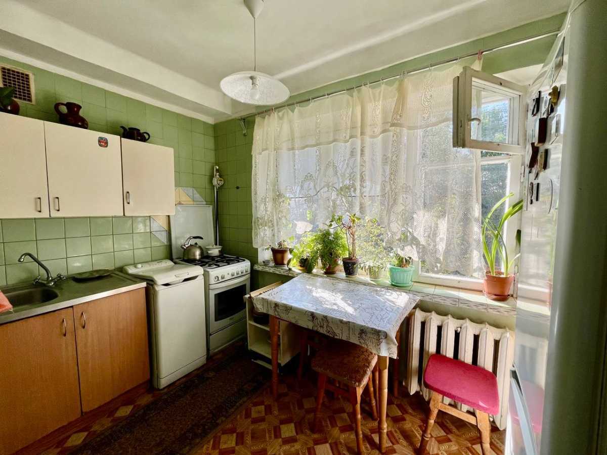 Продажа 2-комнатной квартиры 46.4 м², Академика Туполева ул., 20Б