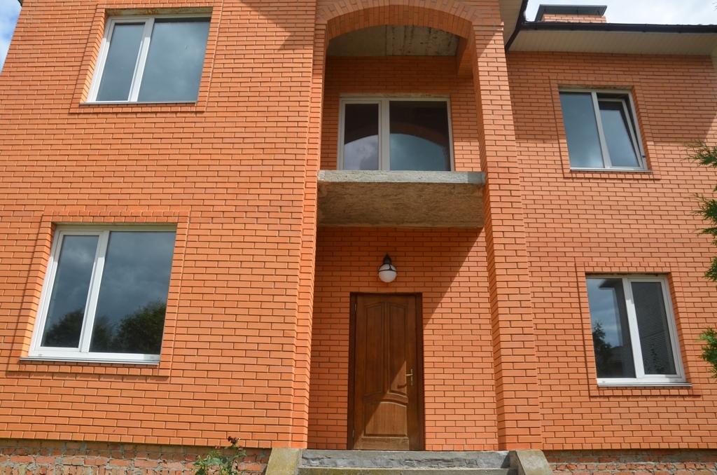 Продажа дома 285 м², Кучанская ул.