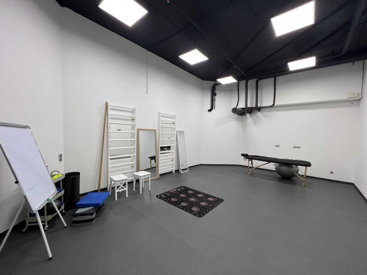 Продаж офісу 153.4 м², Кудряшова вул., 18А