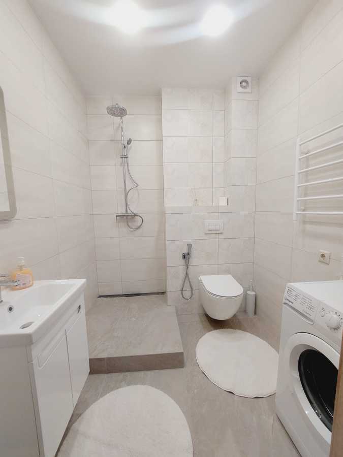 Аренда 1-комнатной квартиры 40 м², Героев Небесной Сотни просп., 26/21