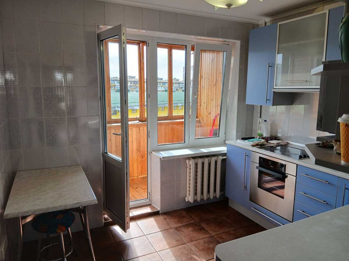 Продажа 3-комнатной квартиры 69 м², Оболонский просп., 13