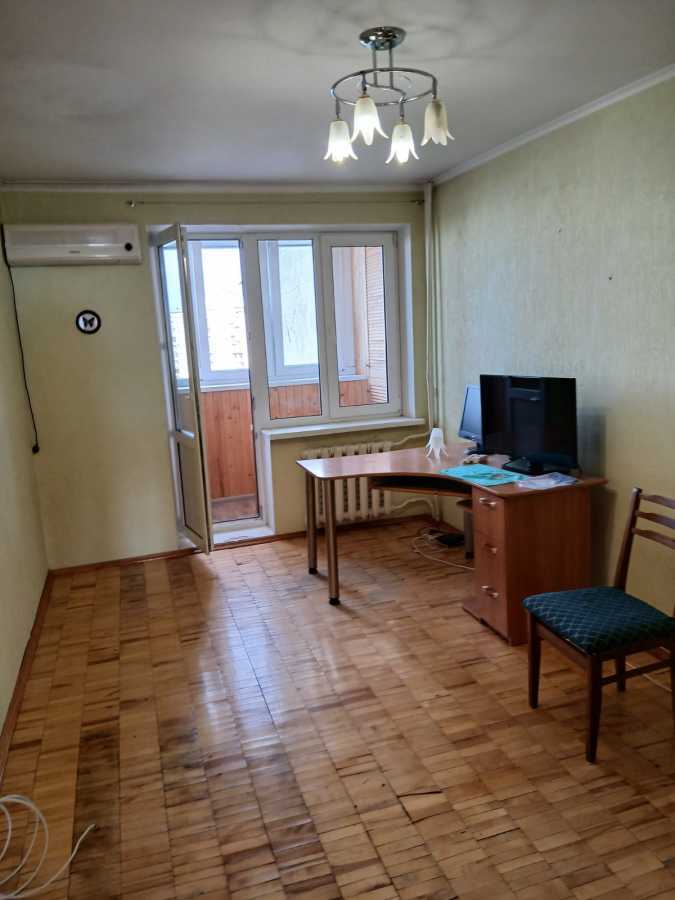 Продажа 3-комнатной квартиры 69 м², Оболонский просп., 13