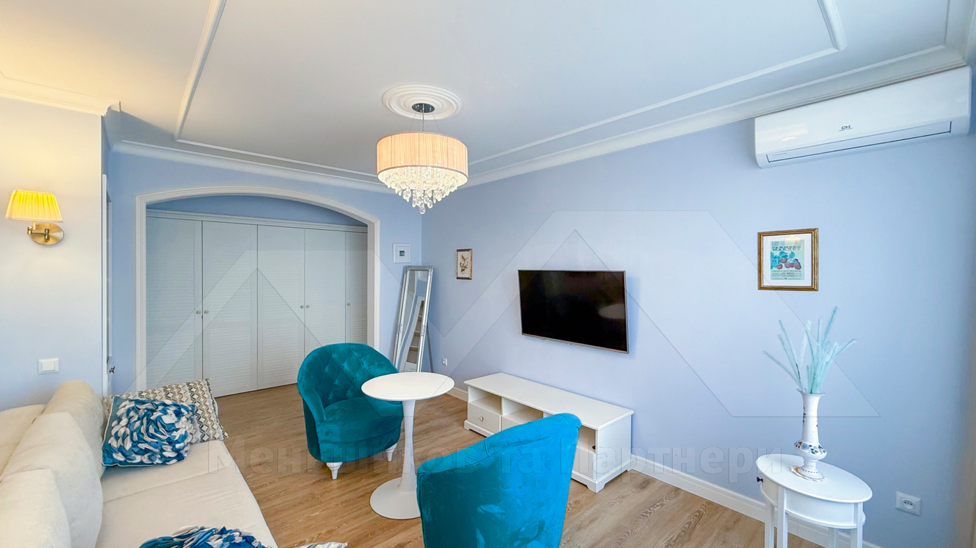 Продажа 3-комнатной квартиры 68 м², Героев Сталинграда просп., 40