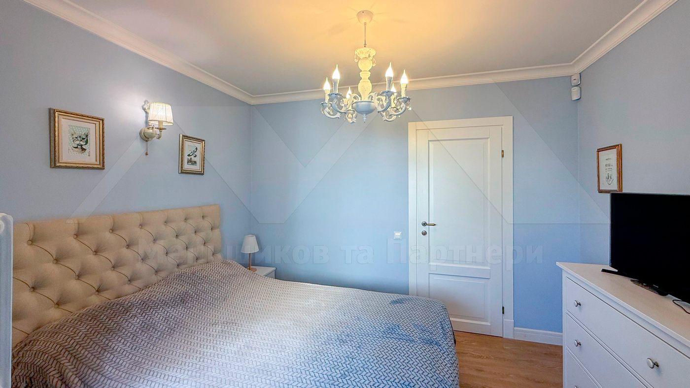 Продажа 3-комнатной квартиры 68 м², Героев Сталинграда просп., 40