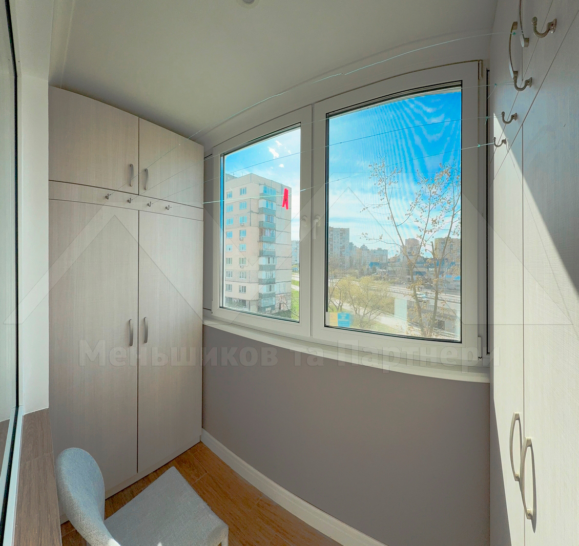 Продажа 3-комнатной квартиры 68 м², Героев Сталинграда просп., 40