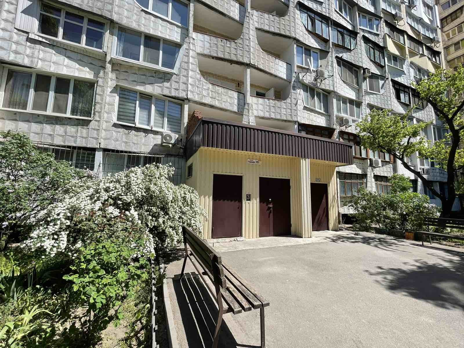 Аренда 1-комнатной квартиры 38 м², Героев просп., 20