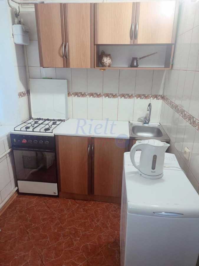 Продажа 2-комнатной квартиры 43 м², Стеценко ул., 13