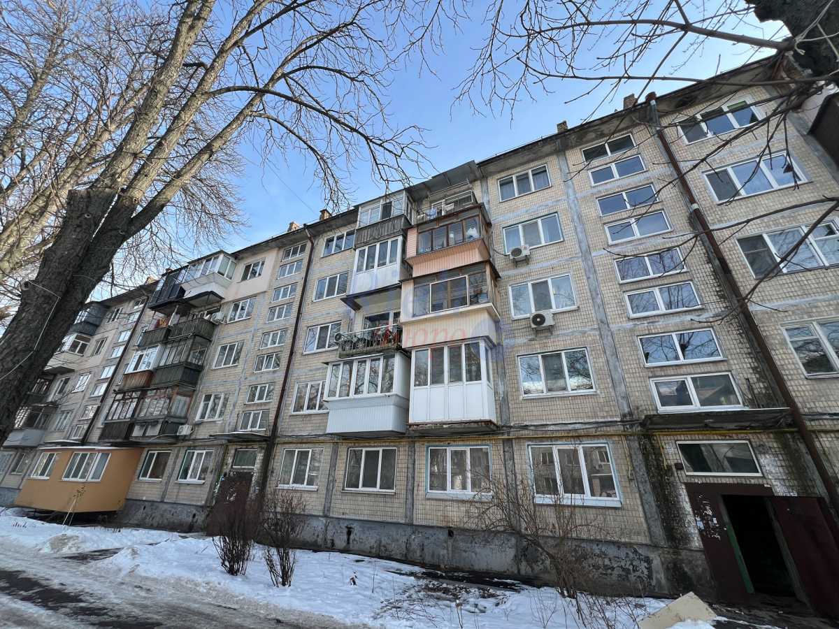Продажа 2-комнатной квартиры 43 м², Стеценко ул., 13