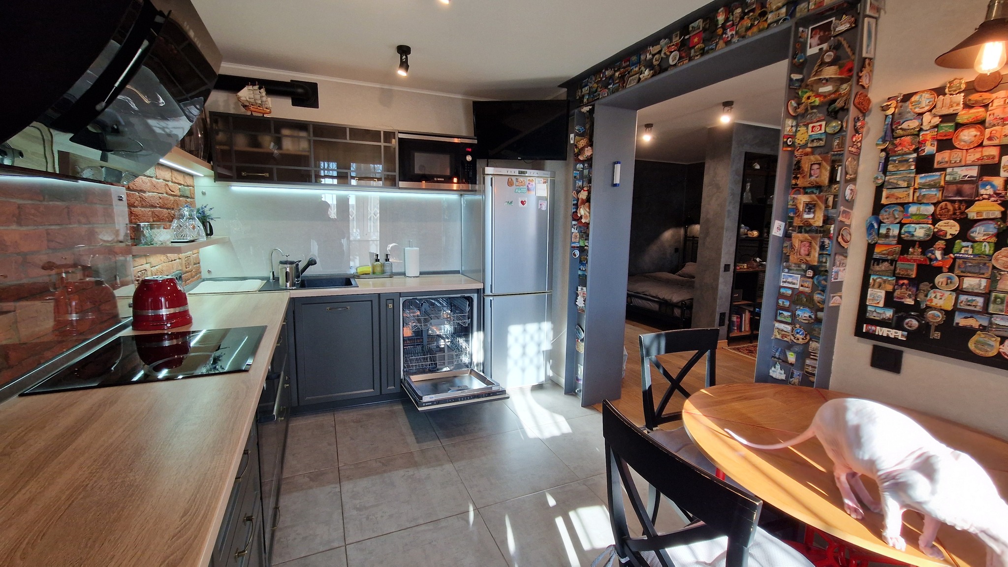 Продажа 1-комнатной квартиры 54 м², Декабристов ул., 12/37