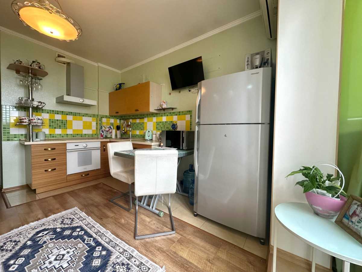 Продажа 1-комнатной квартиры 57 м², Урловская ул., 11А