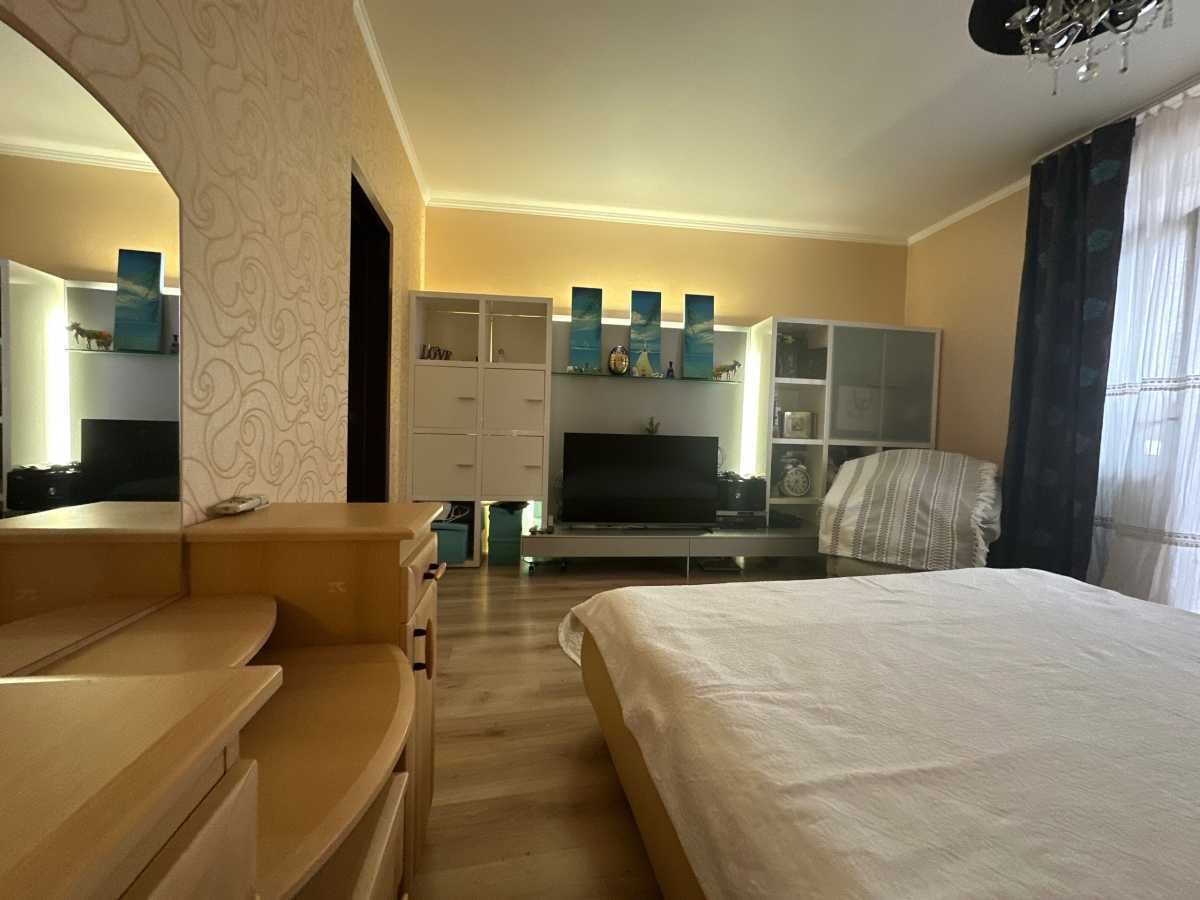 Продажа 1-комнатной квартиры 57 м², Урловская ул., 11А