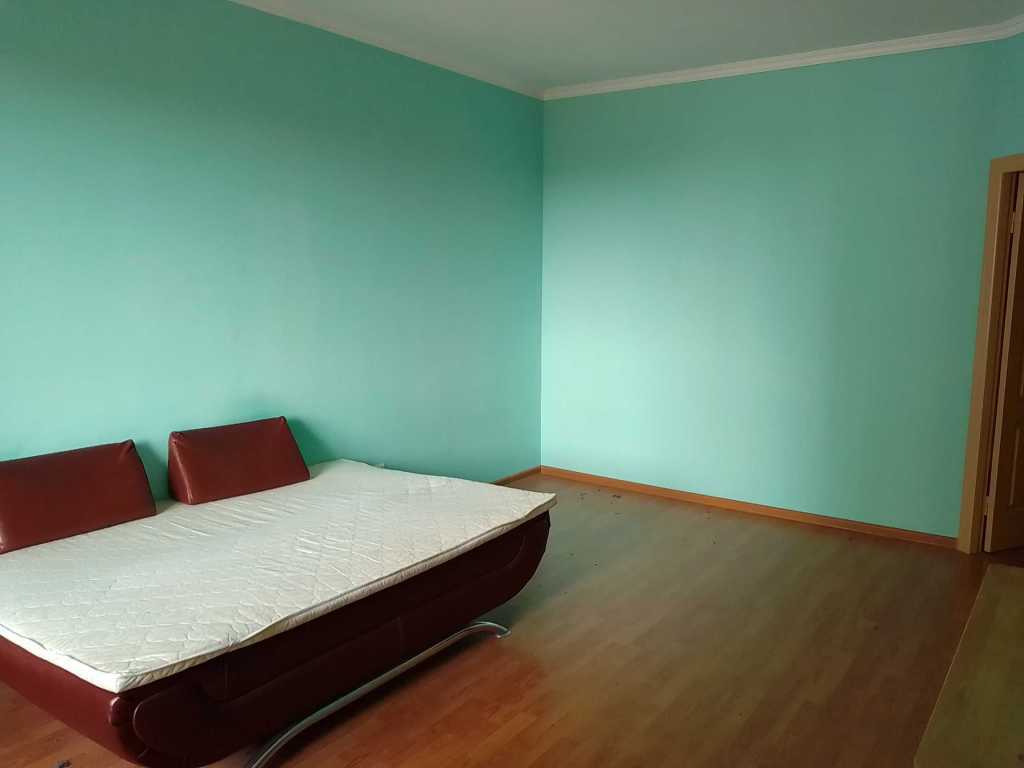 Продажа 1-комнатной квартиры 53 м², Алма-Атинская ул., 37Б