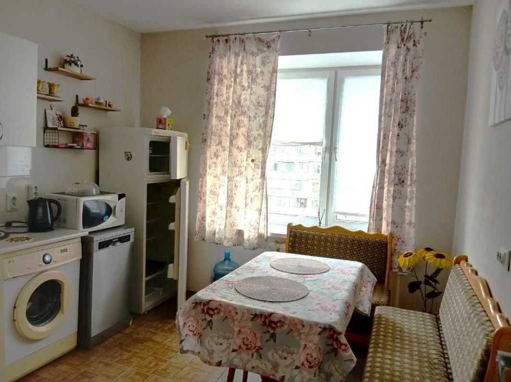 Аренда 1-комнатной квартиры 46 м², Алма-Атинская ул., 37Б