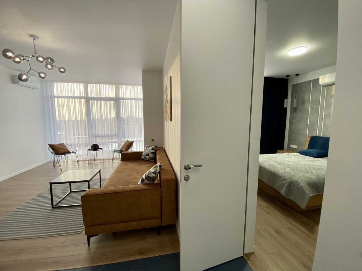 Оренда 1-кімнатної квартири 58 м², Саперне Поле вул., 5