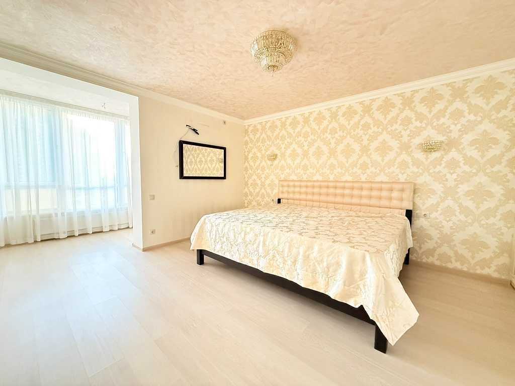Продаж 1-кімнатної квартири 65 м², Практична вул., 2