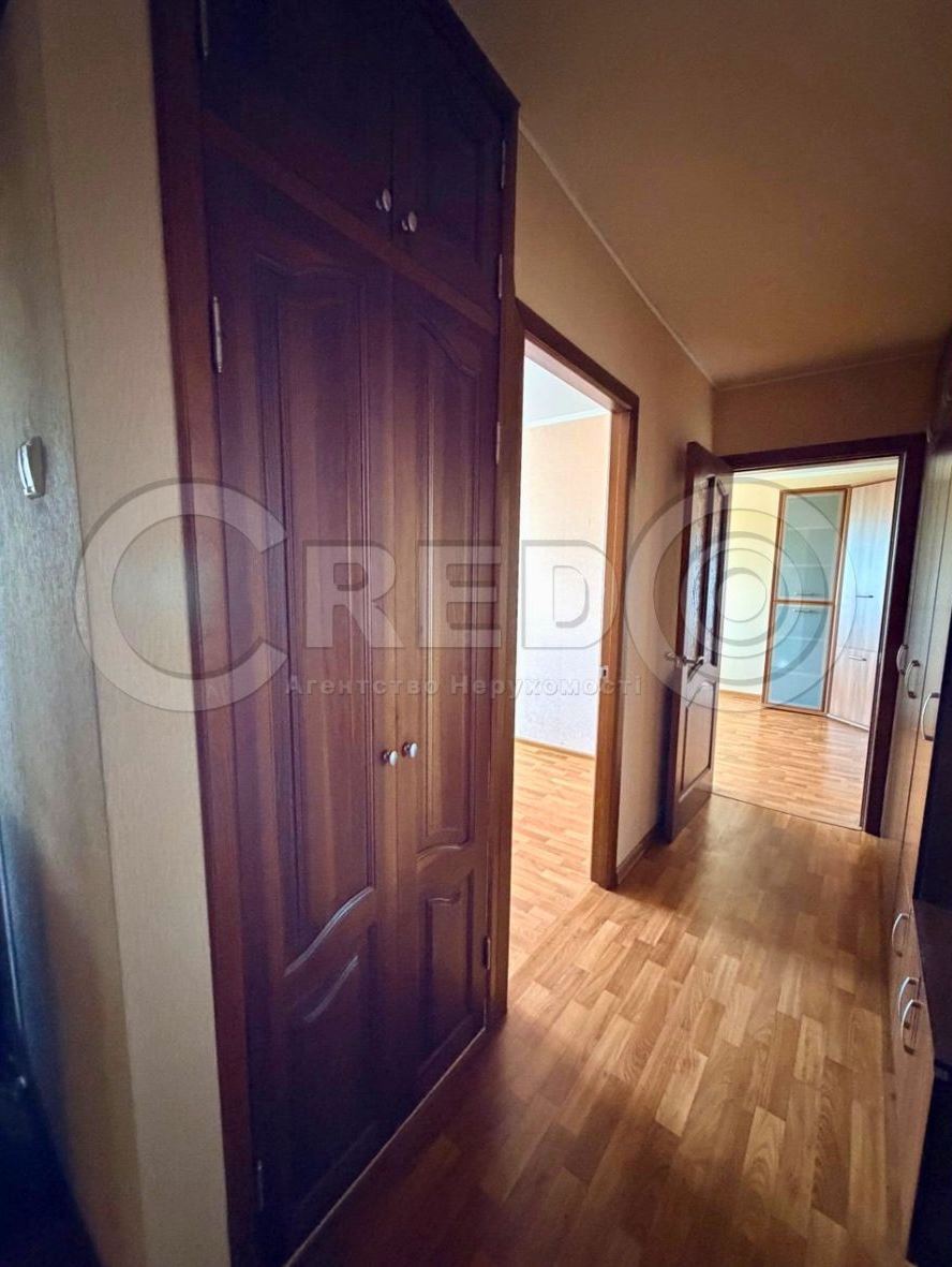 Продажа 3-комнатной квартиры 60 м², 200 летия Кривого Рога просп.