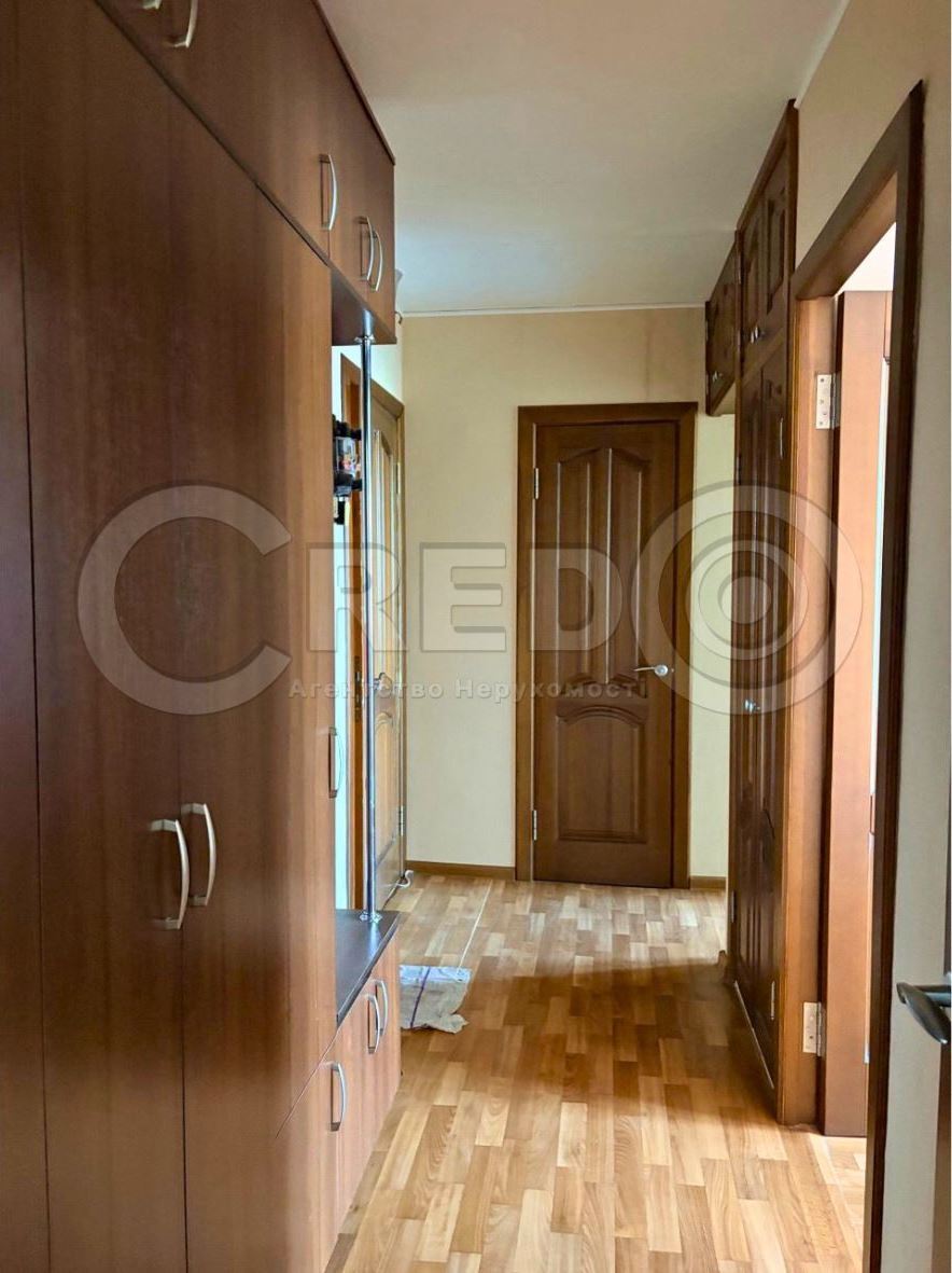 Продажа 3-комнатной квартиры 60 м², 200 летия Кривого Рога просп.