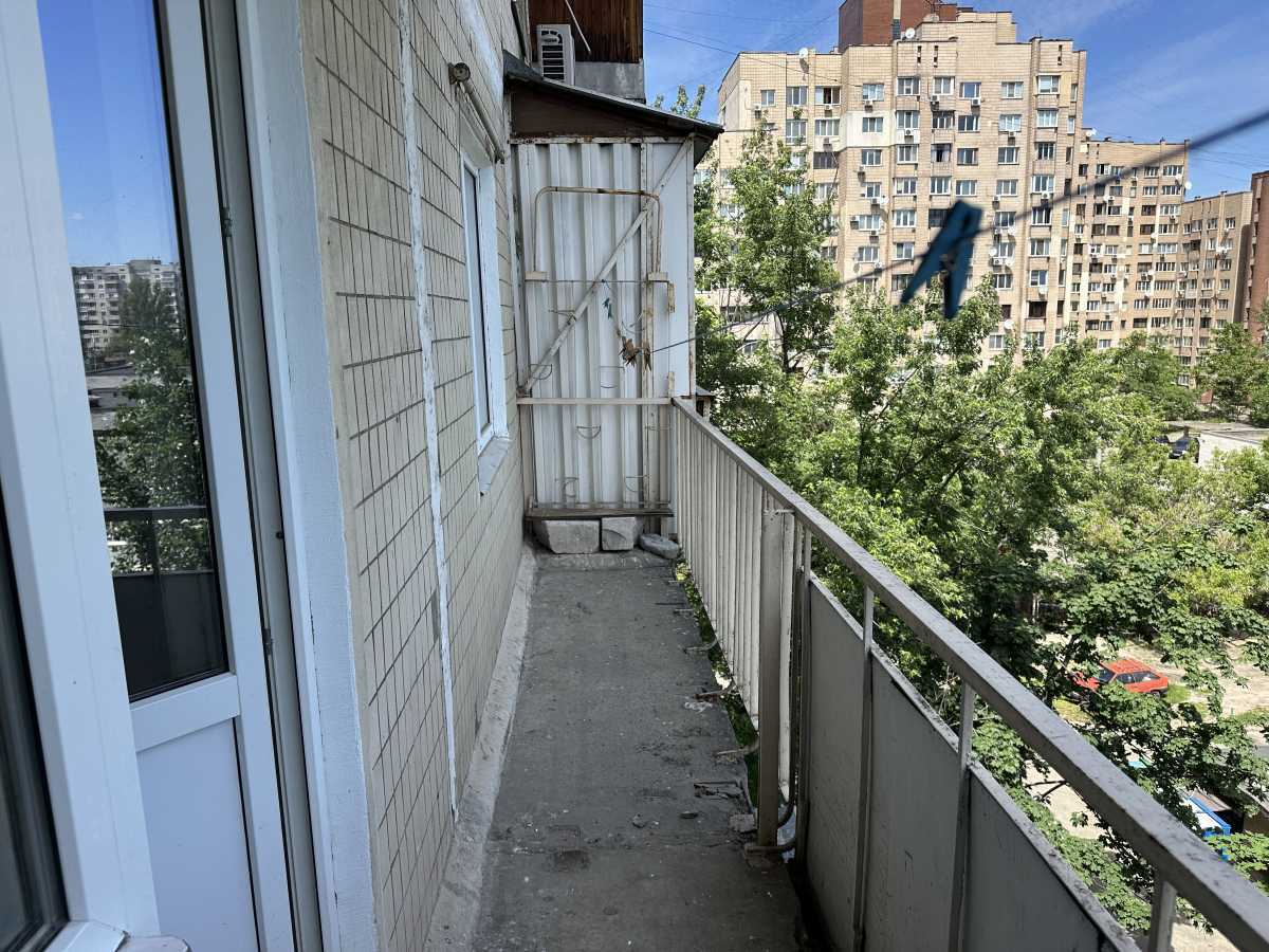 Продаж 1-кімнатної квартири 31 м², Йорданська вул., 8