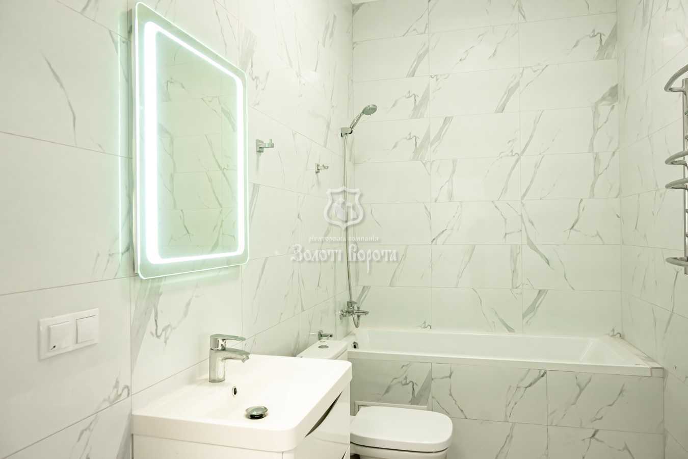 Продаж 1-кімнатної квартири 54.4 м², Микільсько-Слобідська вул., 3Б