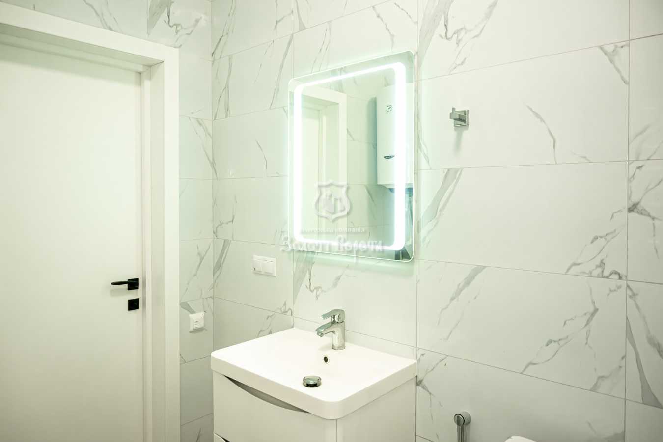 Продаж 1-кімнатної квартири 54.4 м², Микільсько-Слобідська вул., 3Б