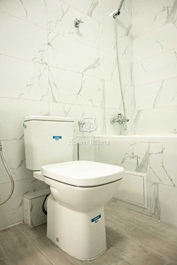 Продаж 1-кімнатної квартири 54.4 м², Микільсько-Слобідська вул., 3Б