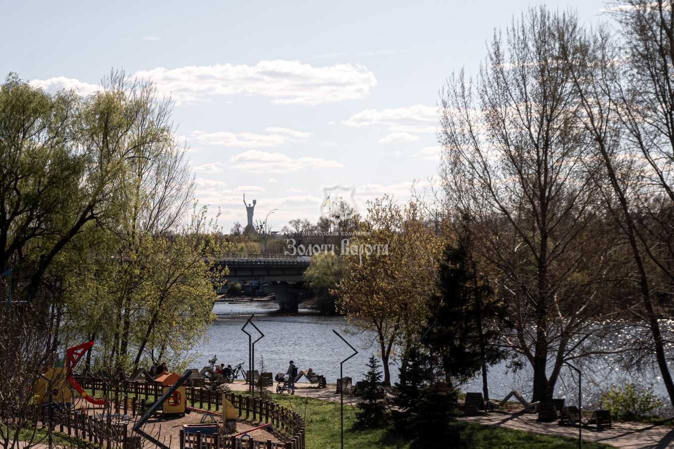 Продаж 1-кімнатної квартири 54.4 м², Микільсько-Слобідська вул., 3Б