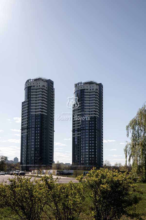 Продаж 1-кімнатної квартири 54.4 м², Микільсько-Слобідська вул., 3Б