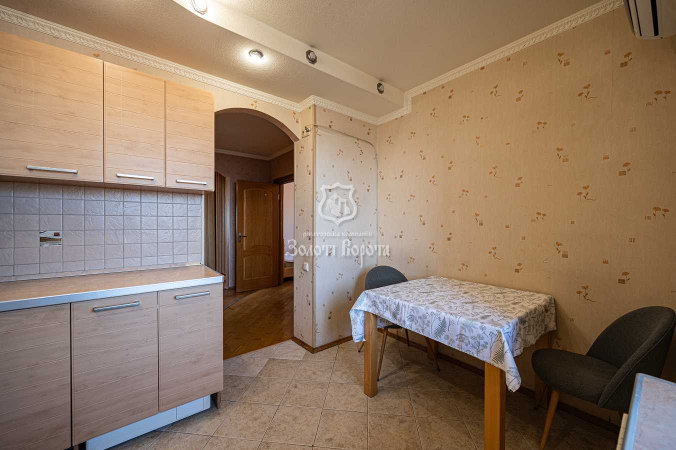 Продаж 2-кімнатної квартири 55.7 м², Олександра Довженка вул., 16Б
