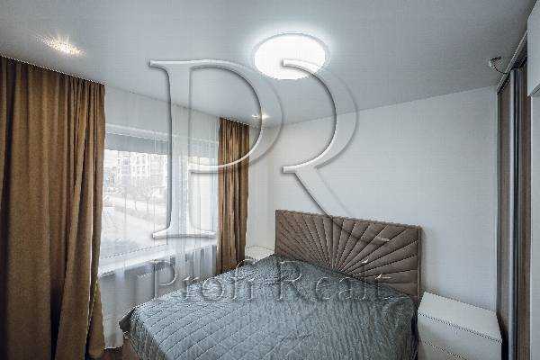 Продажа 2-комнатной квартиры 55 м², Стеценко ул., 75В