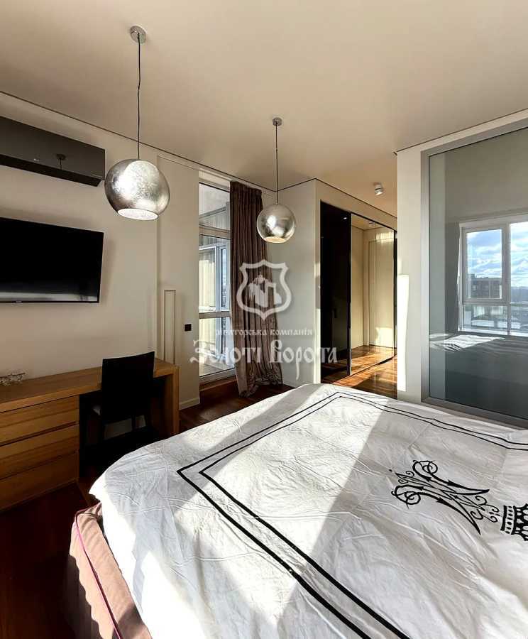 Аренда 2-комнатной квартиры 92 м², Джона Маккейна ул., 7