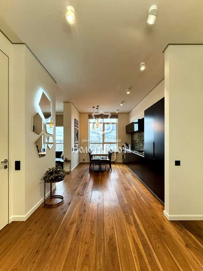 Аренда 2-комнатной квартиры 92 м², Джона Маккейна ул., 7