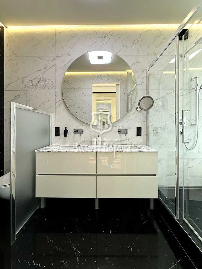 Аренда 2-комнатной квартиры 92 м², Джона Маккейна ул., 7