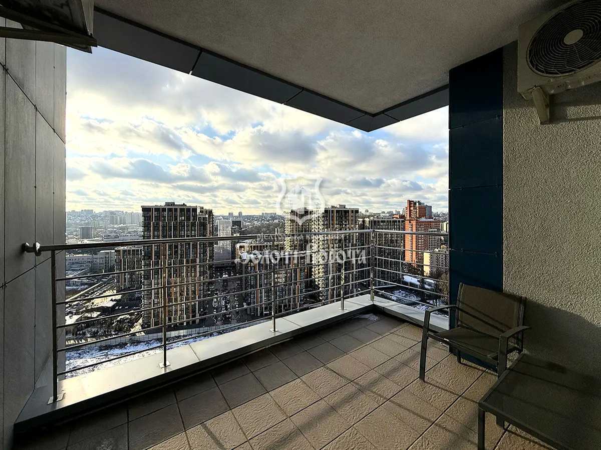 Аренда 2-комнатной квартиры 92 м², Джона Маккейна ул., 7