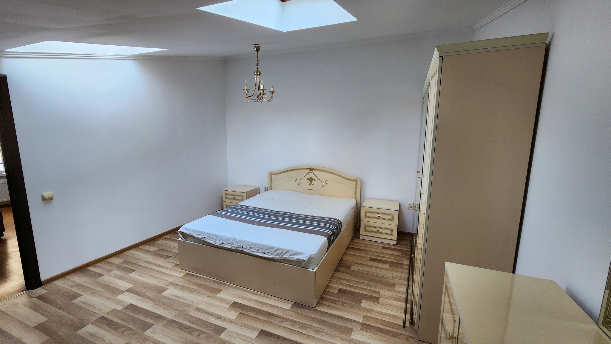 Продажа 2-уровневой квартиры 69.4 м², Ивана Огиенко ул., 11