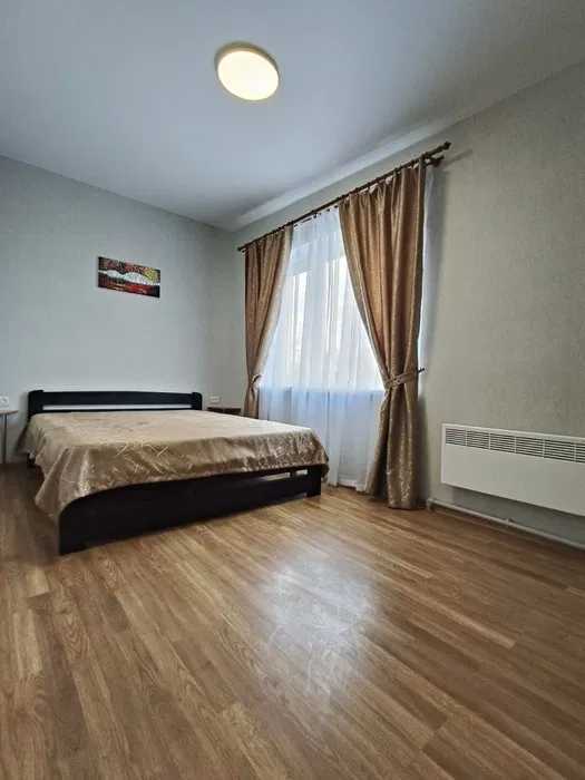 Оренда 2-кімнатної квартири 48 м², Олександра Поля просп., 72