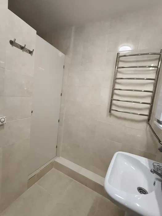 Оренда 2-кімнатної квартири 48 м², Олександра Поля просп., 72