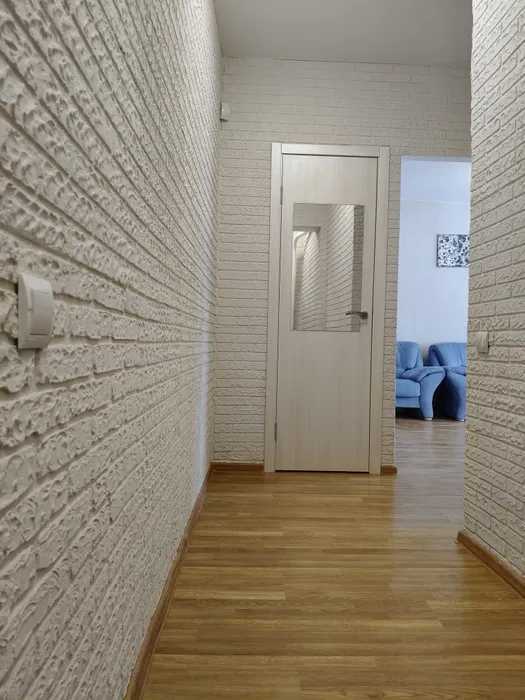 Оренда 2-кімнатної квартири 48 м², Олександра Поля просп., 72